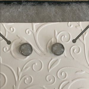 Boho Stone Earrings NWOT